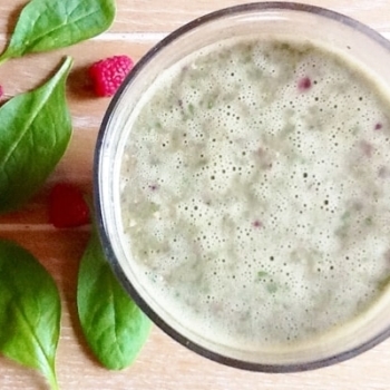 Berry Spinach Smoothie Recipe