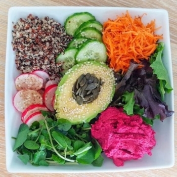 Hummus & Quinoa Salad Bowl