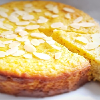 Healthy Clementine Cake with Almond Flour (Gluten-Free)